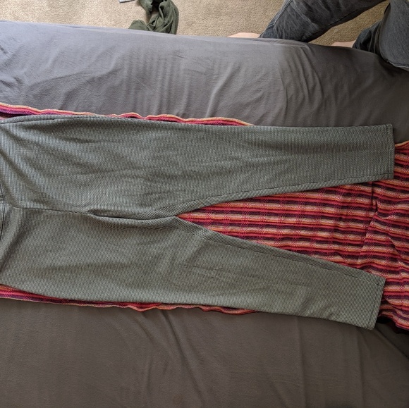 Banana Republic Checkered Pants - Picture 2 of 5